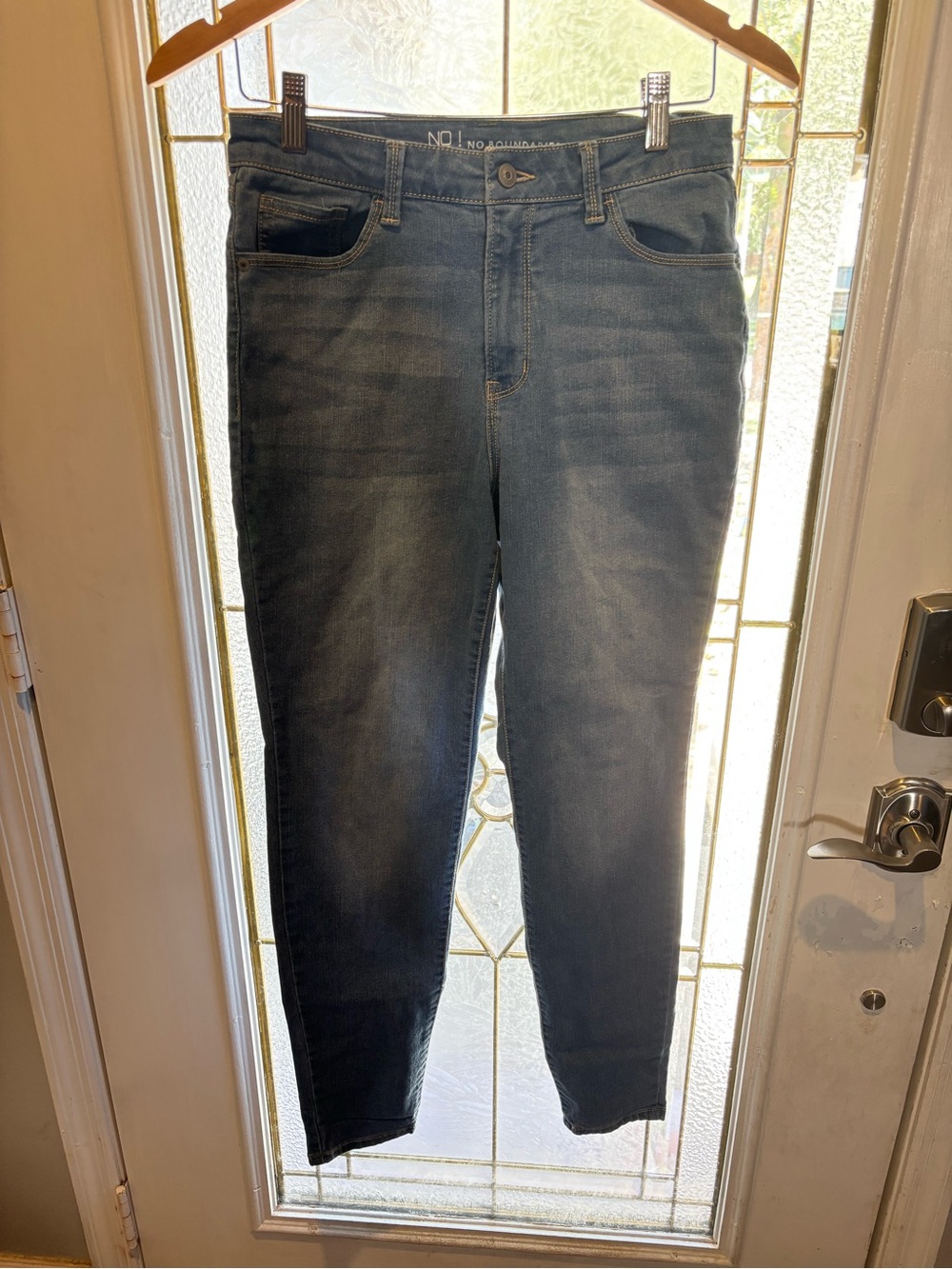 No Boundaries Men's Slim Straight Jeans in Dark Blue Wash